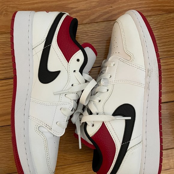 Air Jordan 1 Low White University Red Black (GS) - Picture 4 of 4